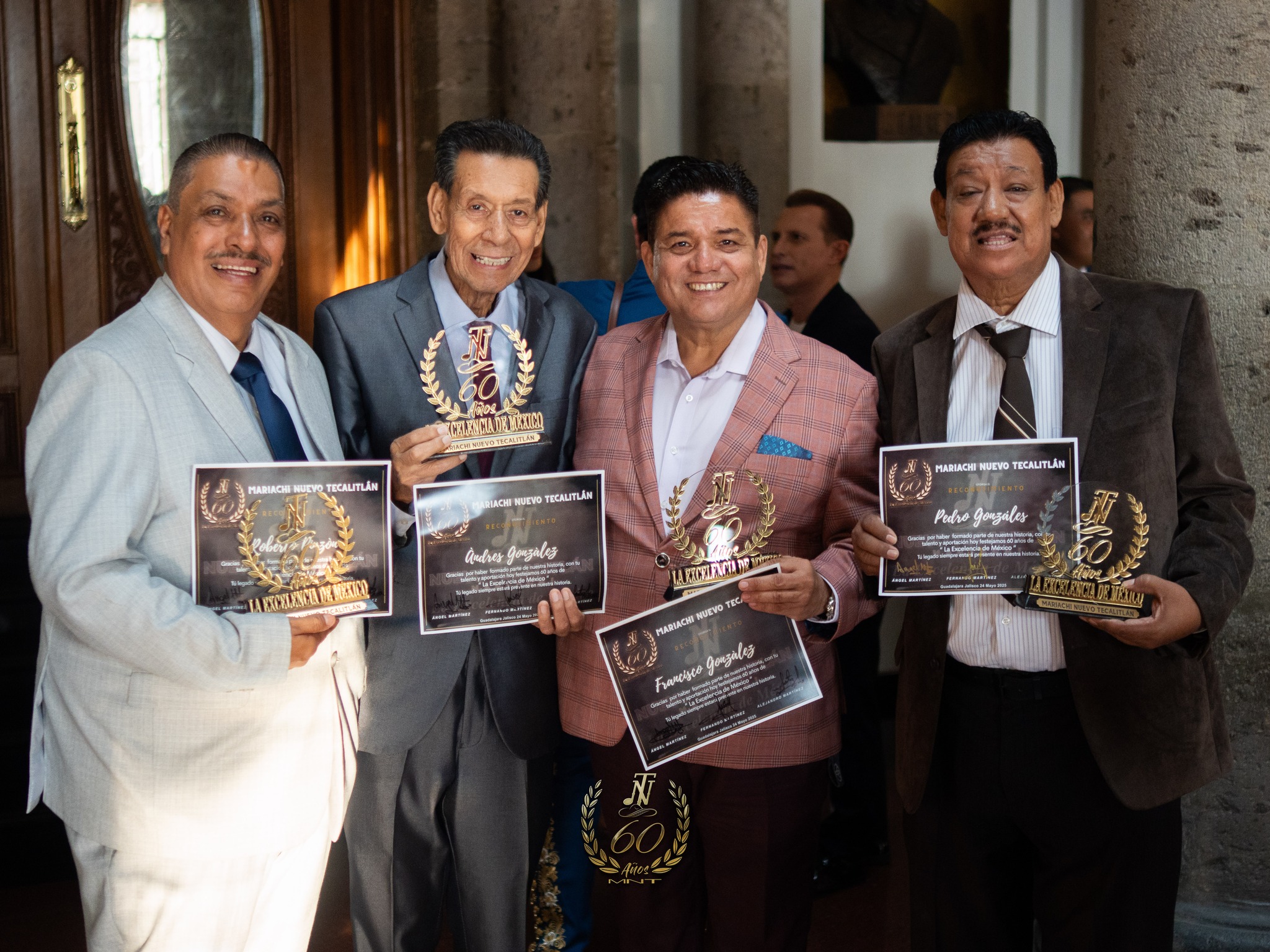reconocimiento ex integrantes NT